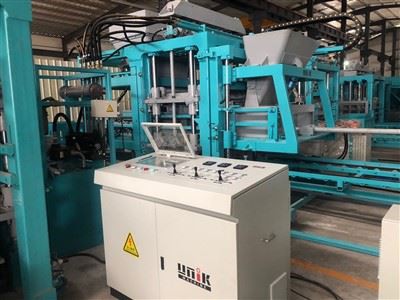 Машина за израду шупљих бетонских блокова Индија