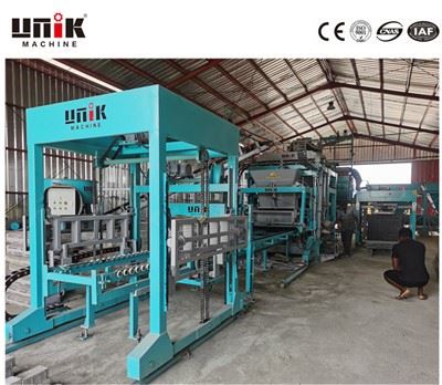 Потпуно аутоматска машина за израду шупљих блокова